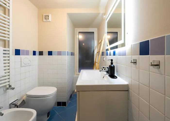 Hello Vatican - Aurea Blue - Metro Ottaviano Apartment *